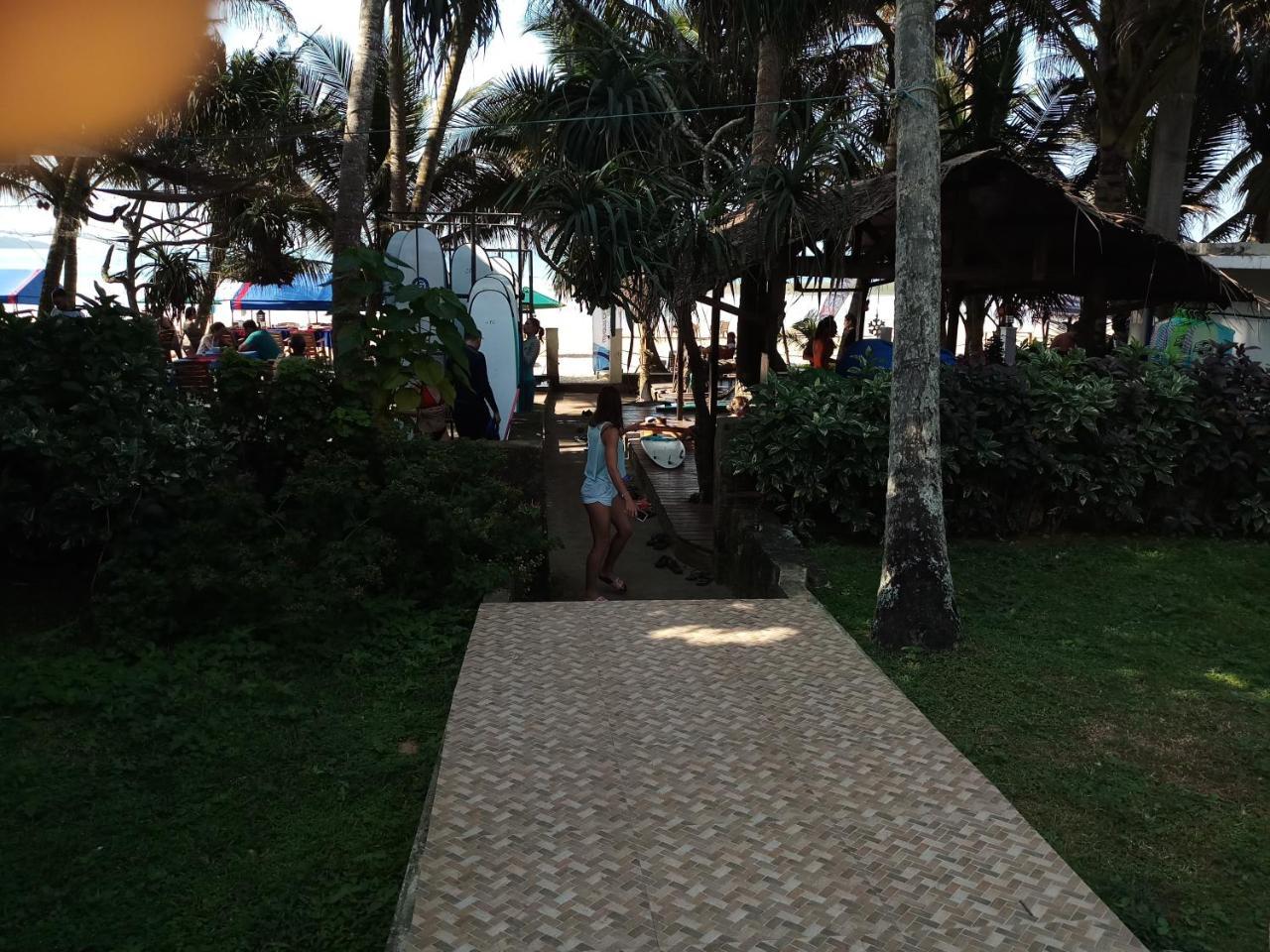 Jagabay & Surfing School 3* Weligama